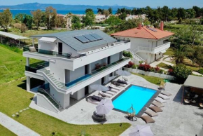 V luxury Suites, Pefkochori